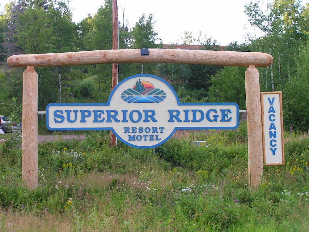 Superior Ridge Resort Motel Schroeder Exterior photo
