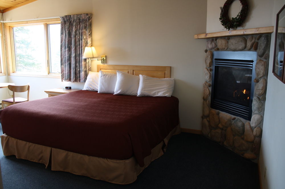 Superior Ridge Resort Motel Schroeder Exterior photo